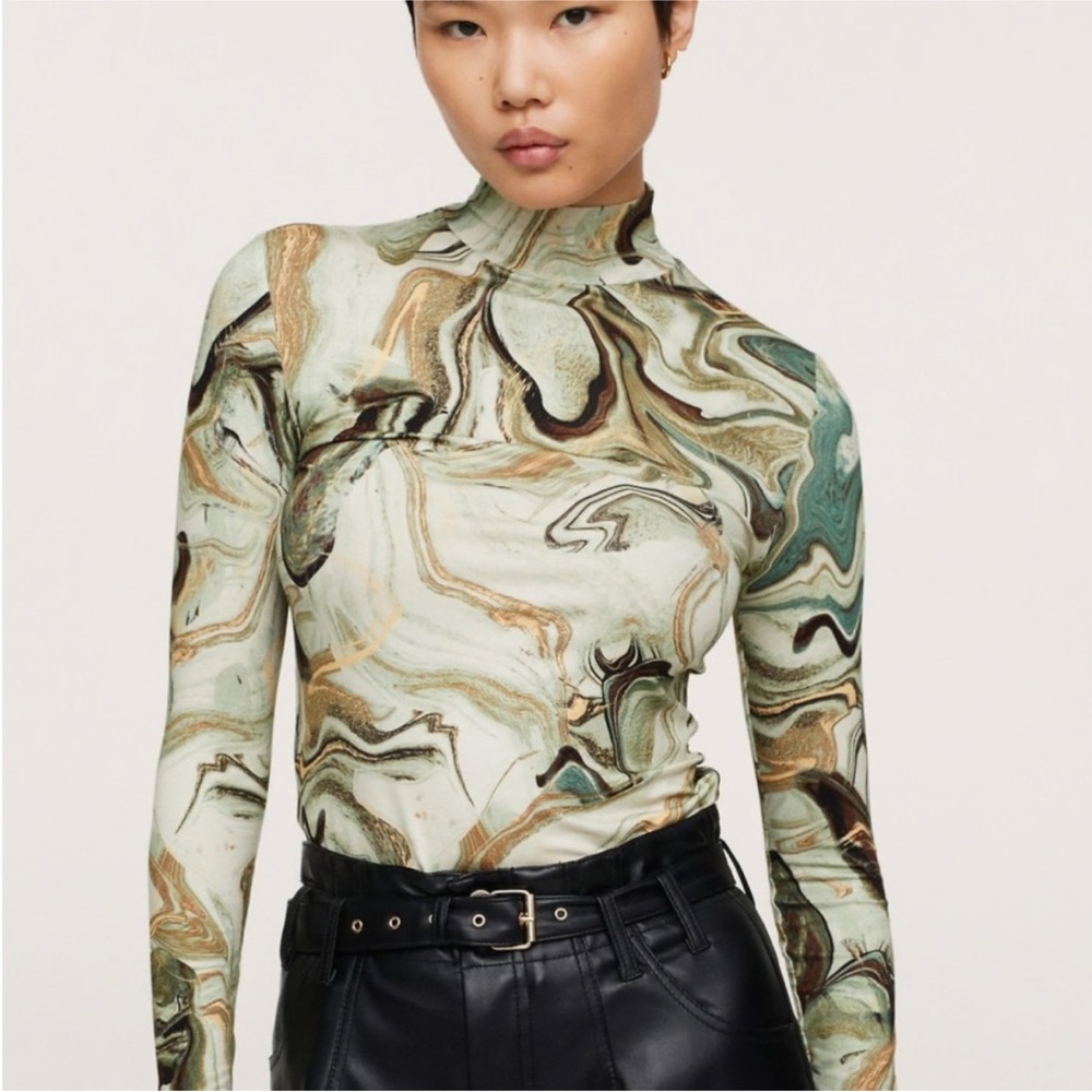 Mango long sleeved mesh top marble print green